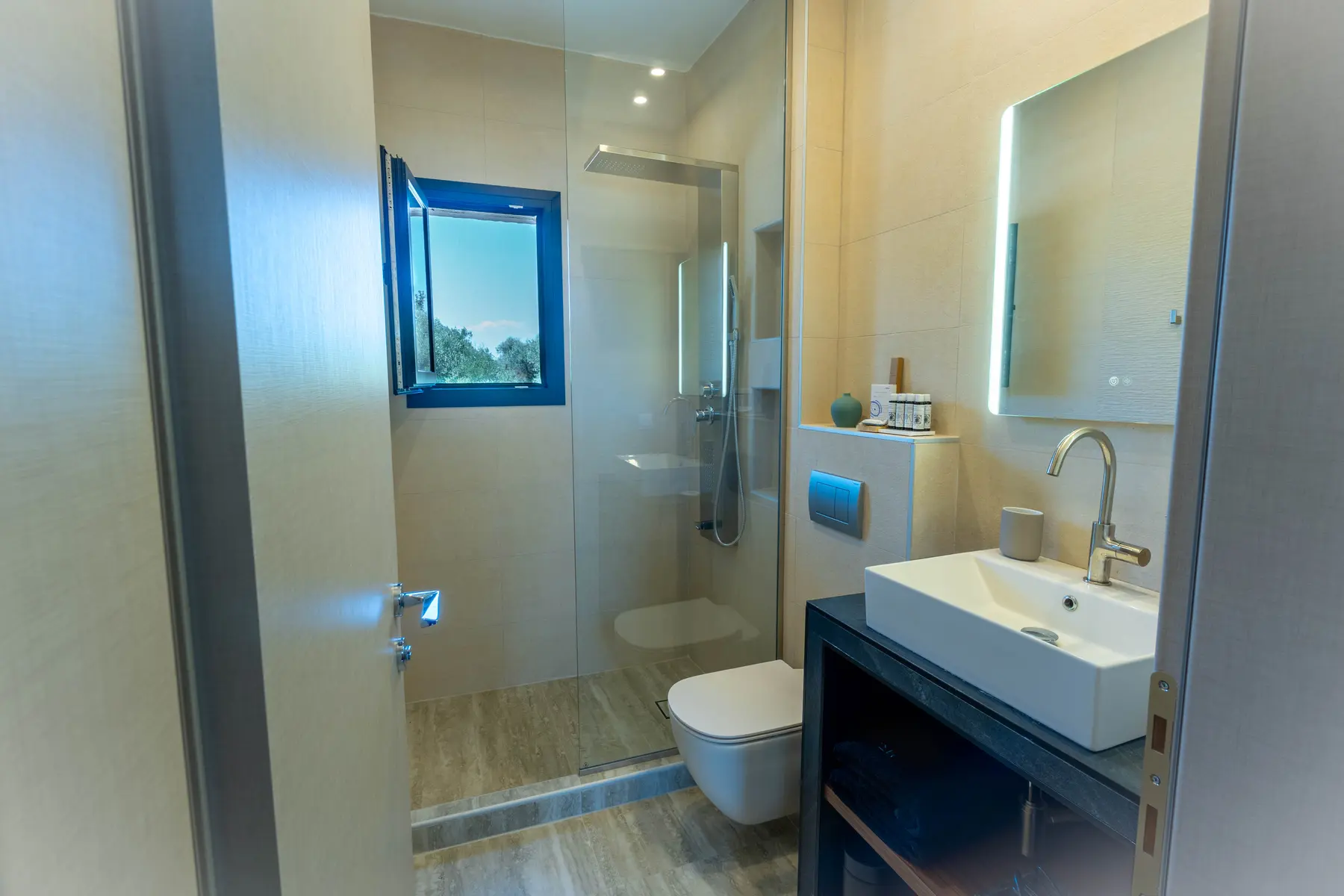 AMMOS residence — photo 6