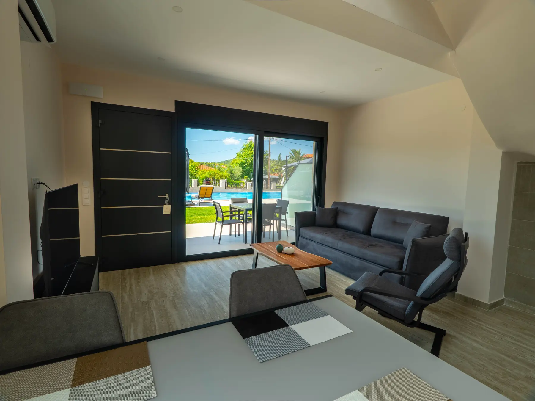 KYMA residence — photo 1